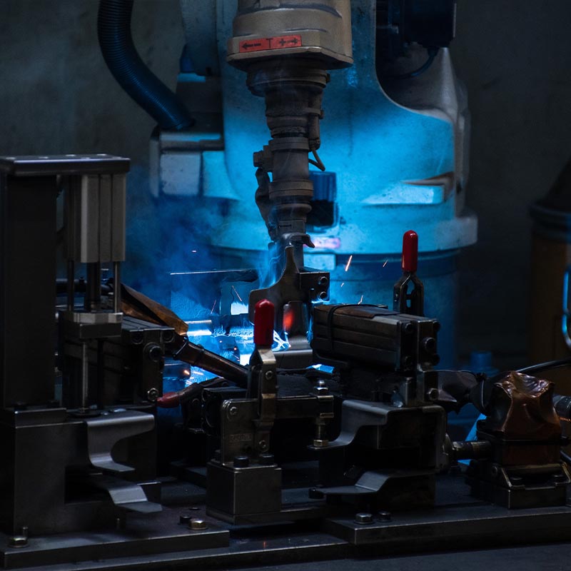 技術で応える、ものづくりの力。外山製作所について